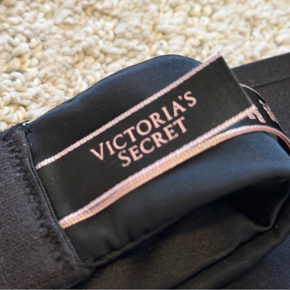 Victorias Secret Black Very Sexy Bra Sz 32A Push Up Padding Plunge Strapless - Picture 8 of 10